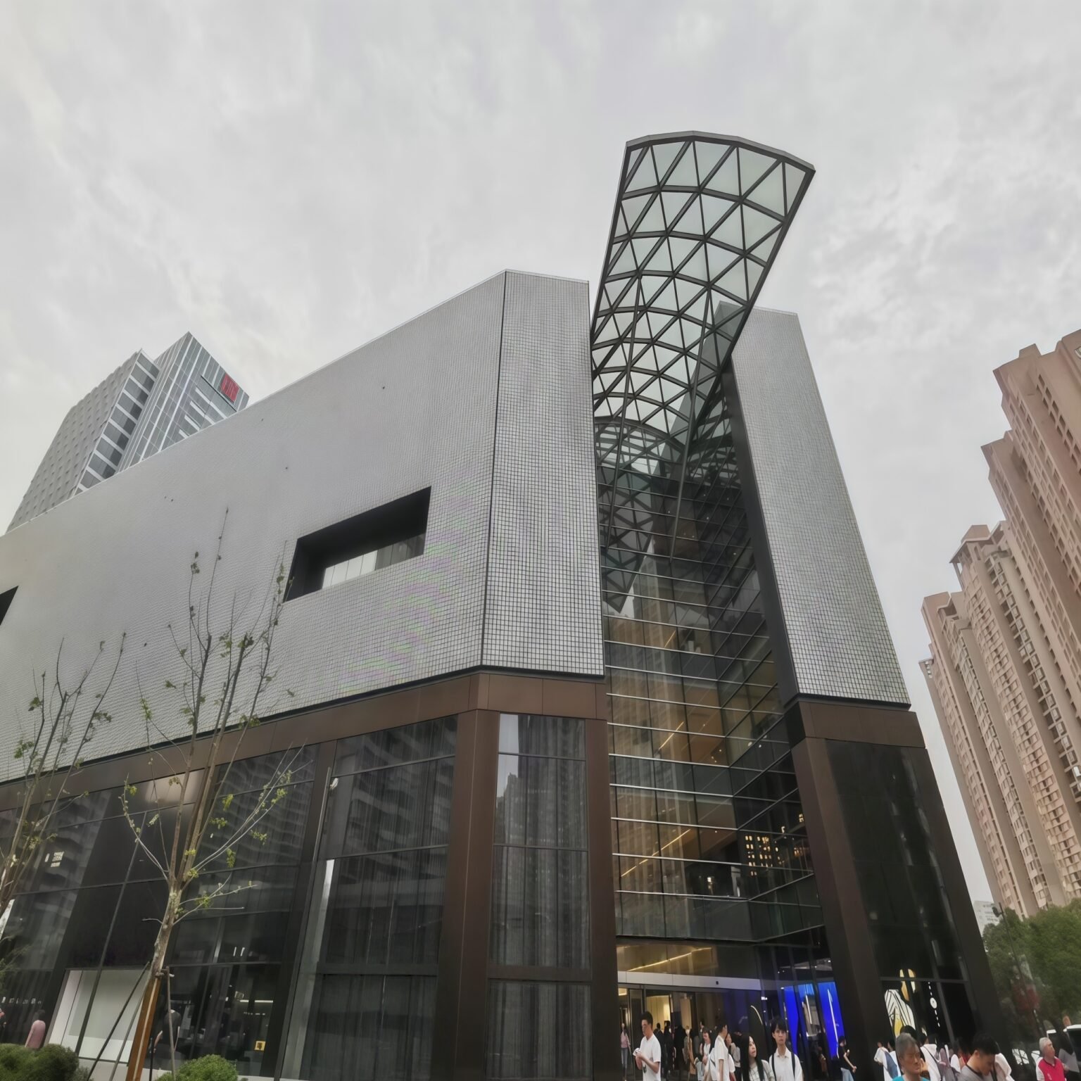 Wind-driven facade system specification